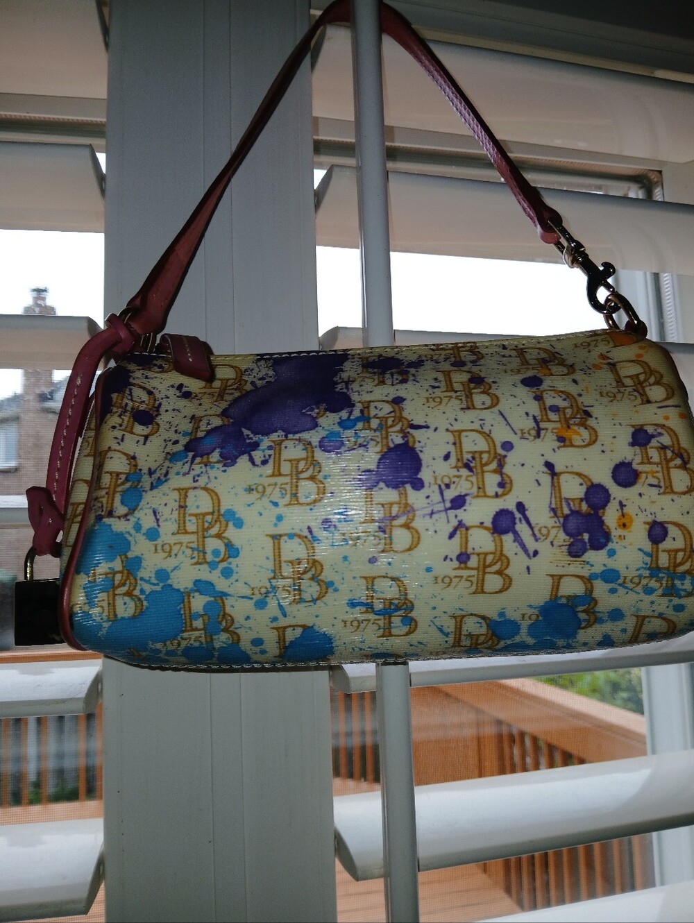 Dooney&Bourke Paint Splash Splatter Barrel Bag Y2K - Picture 2 of 7